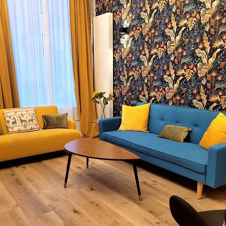 Brand New Camelia Room With Private Bathroom Bruxelles Exterior foto